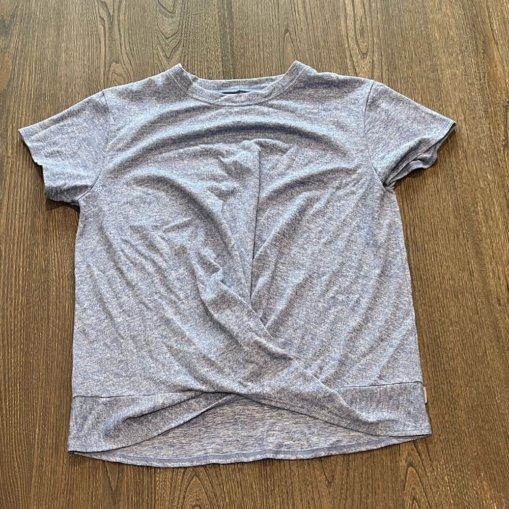 NWOT Eddie Bauer Light Heathered Blue Short Sleeve Athletic Shirt Size S